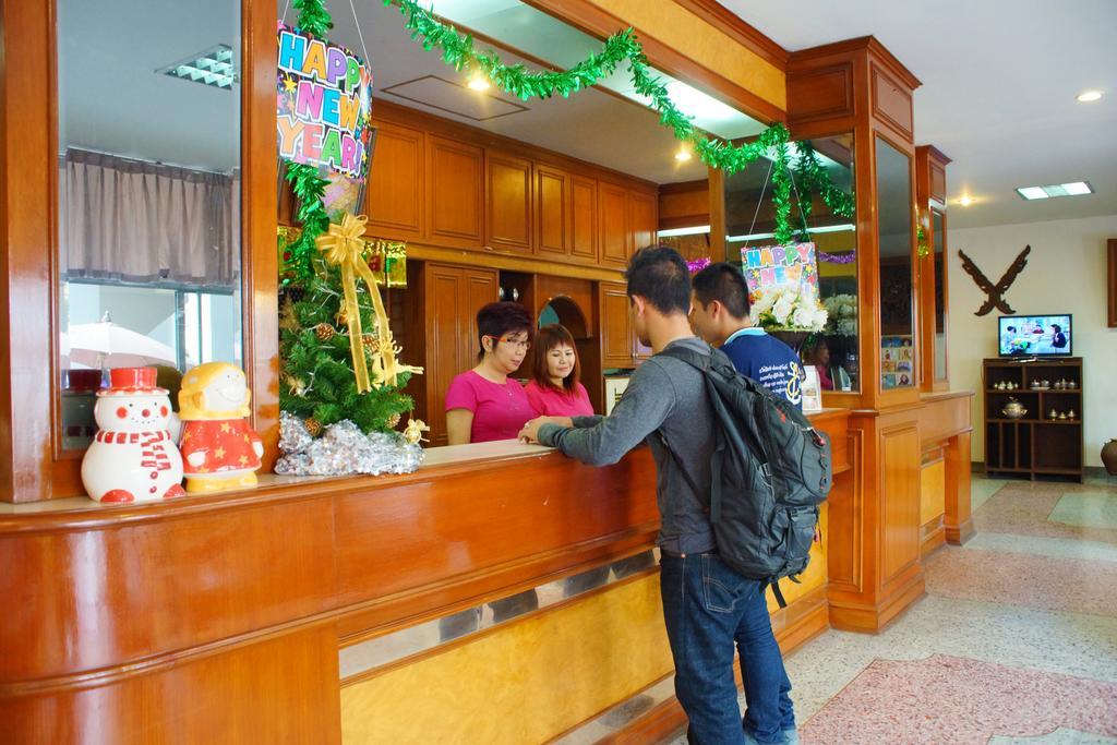 齐朗那空酒店 南邦 外观 照片